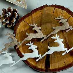 renifery z lnu na taśmie